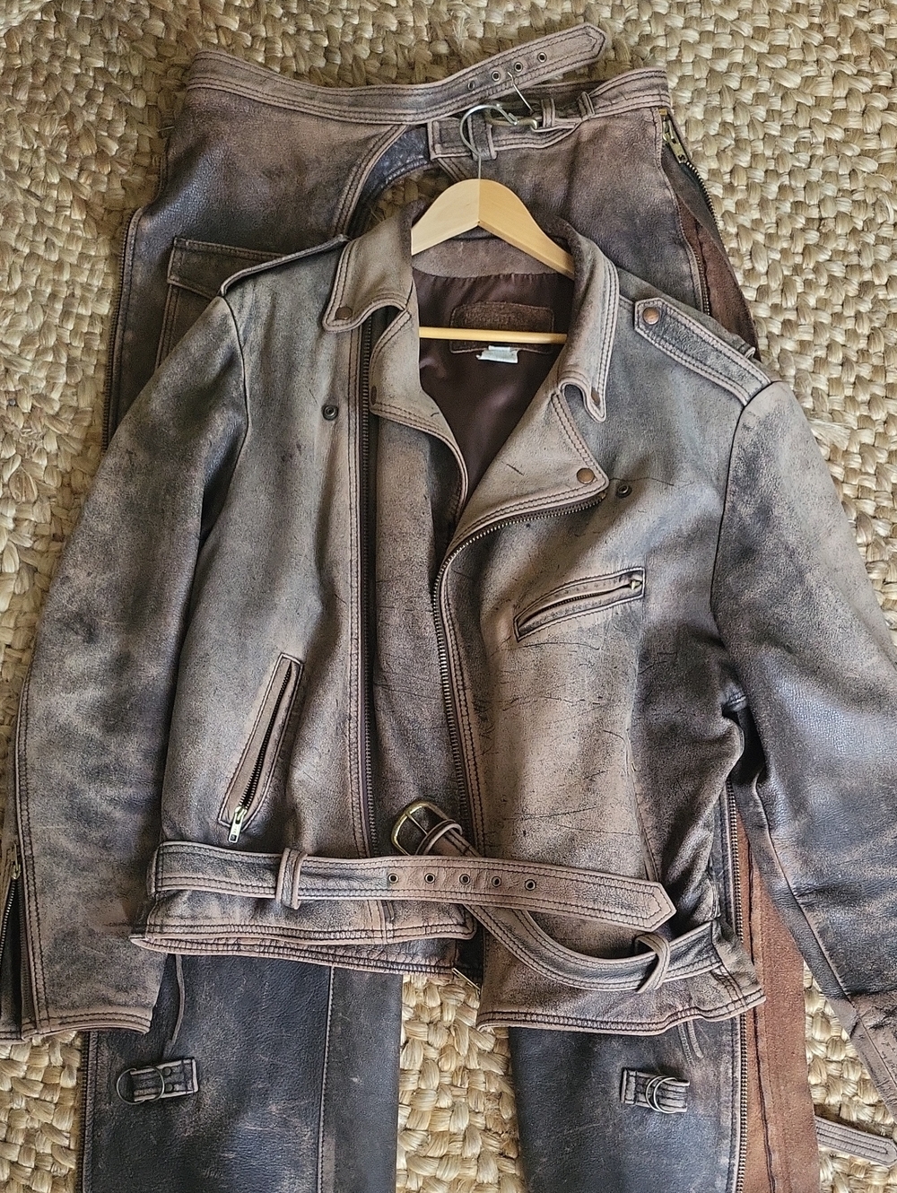 Vintage-Style Brown Leather Biker Jacket for Men